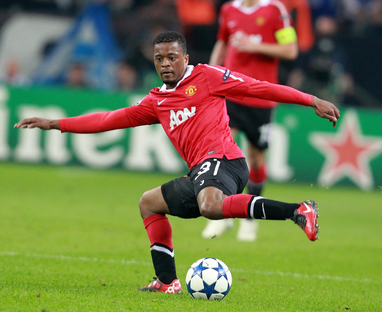 它促使球队 它促使球队